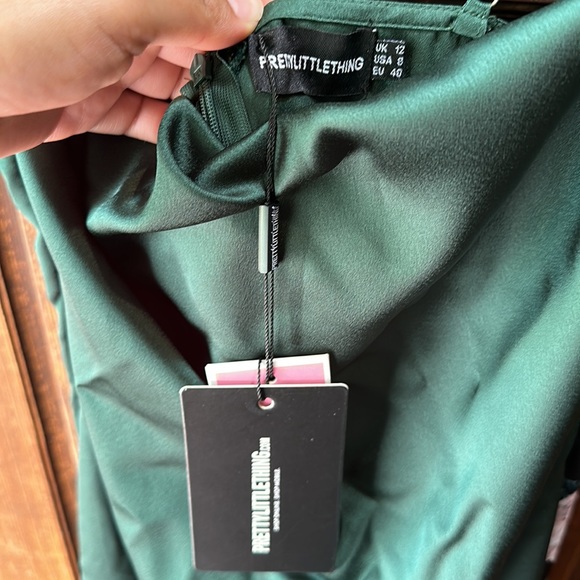 Midi side slit dress prettly little thing isa soze 8 - Picture 4 of 4